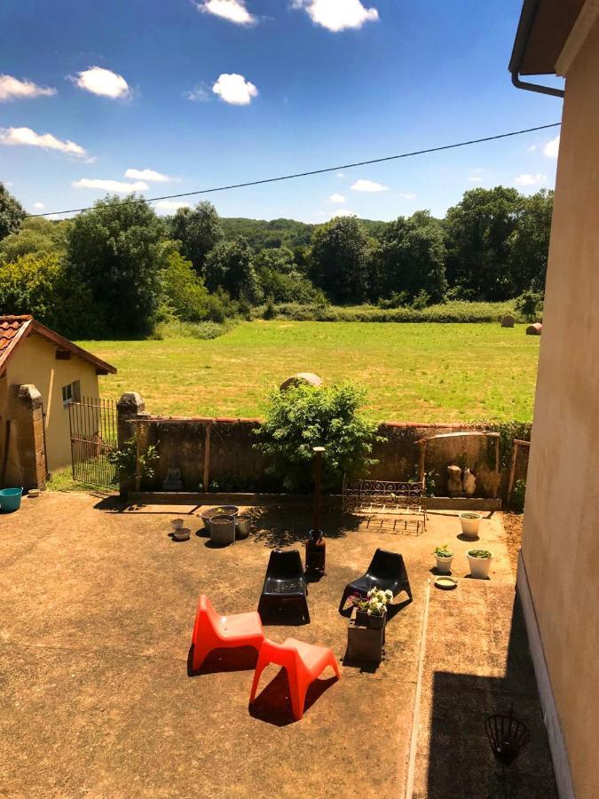 B&B Aux Petits Lardons Trie-sur-Baise Eksteriør bilde